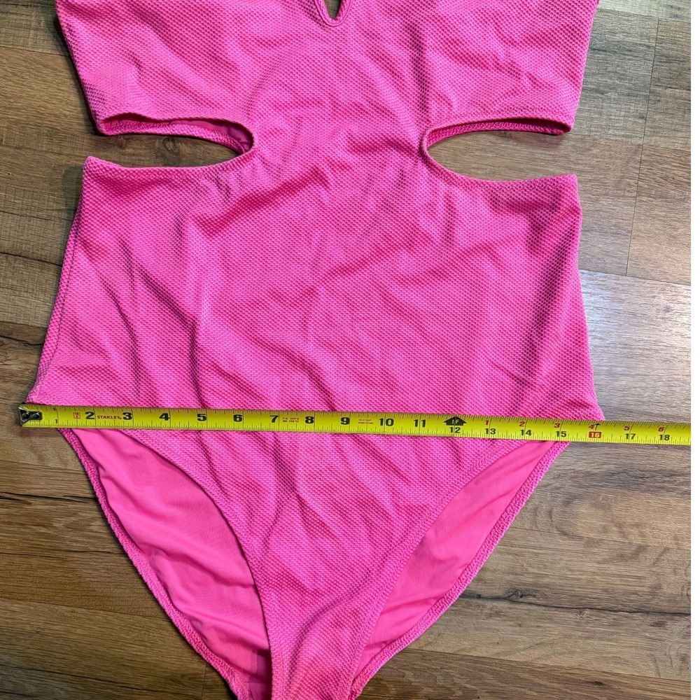 Aerie One Piece Swimsuit Pink Cut Out Textured Real Good Barbiecore Size L - Picture 6 of 6